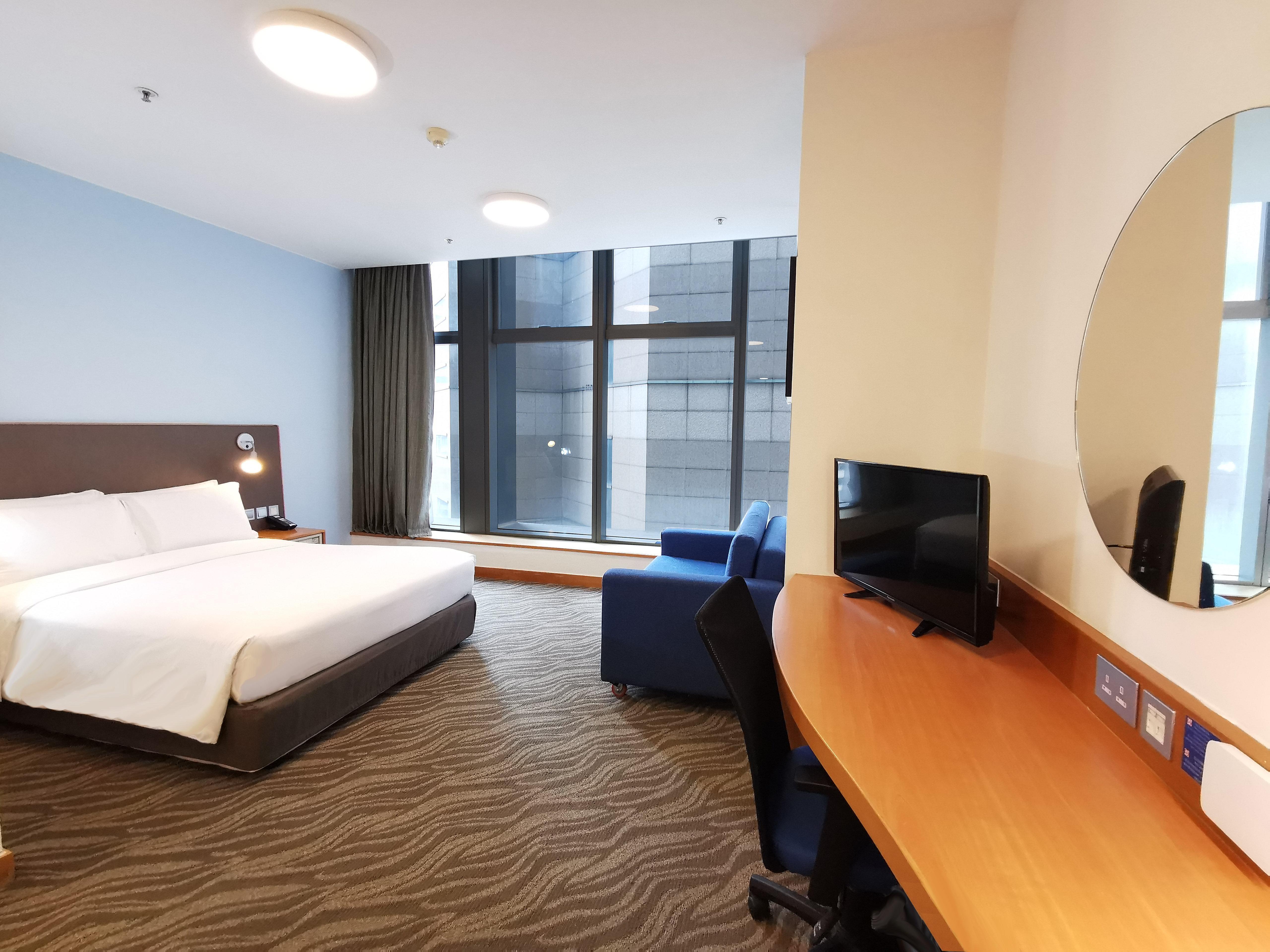 Express Causeway Bay By Ihg Hotel 3*