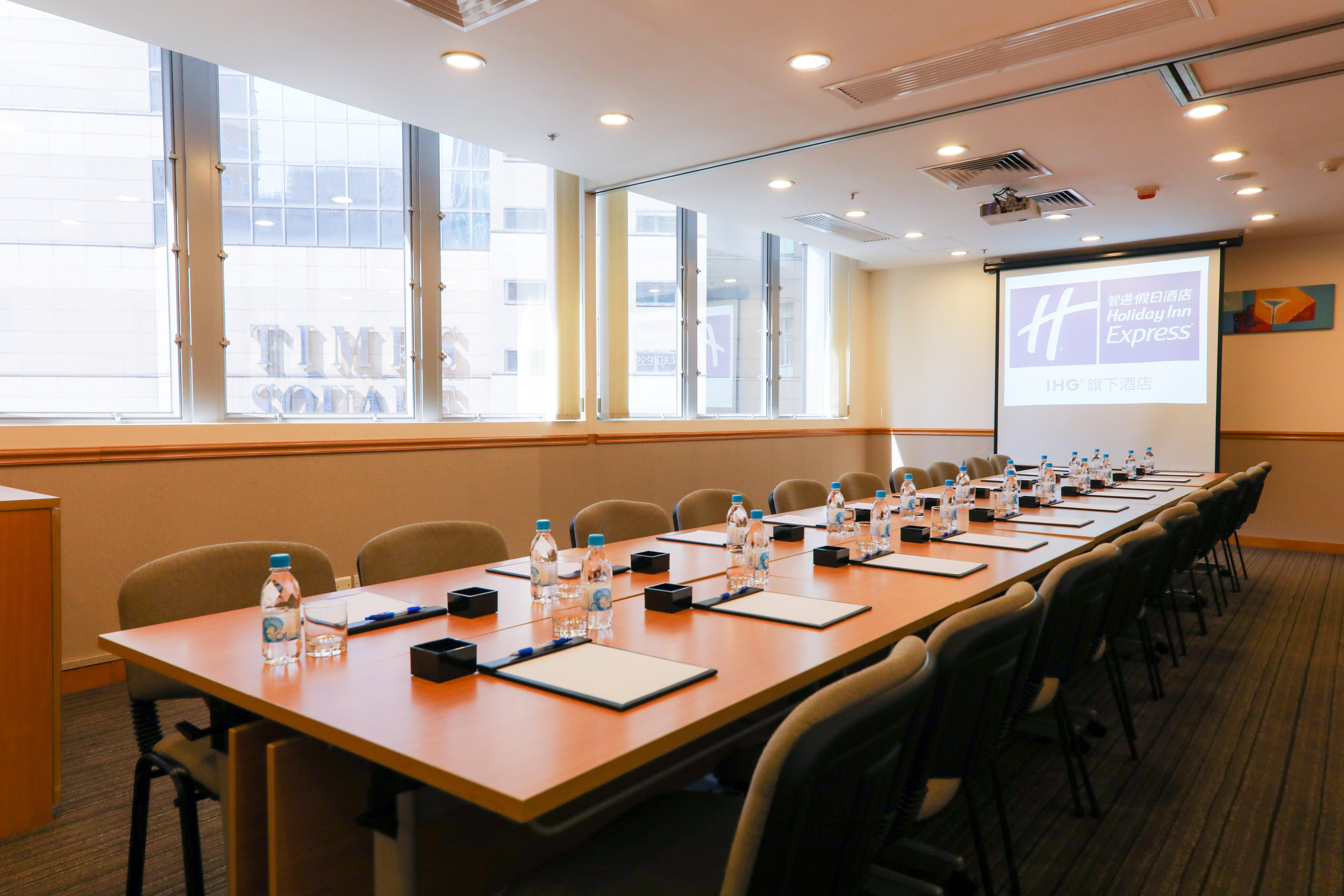 Express Causeway Bay By Ihg Hotel Hong Kong